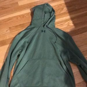 Under Armor Green sweatshirt